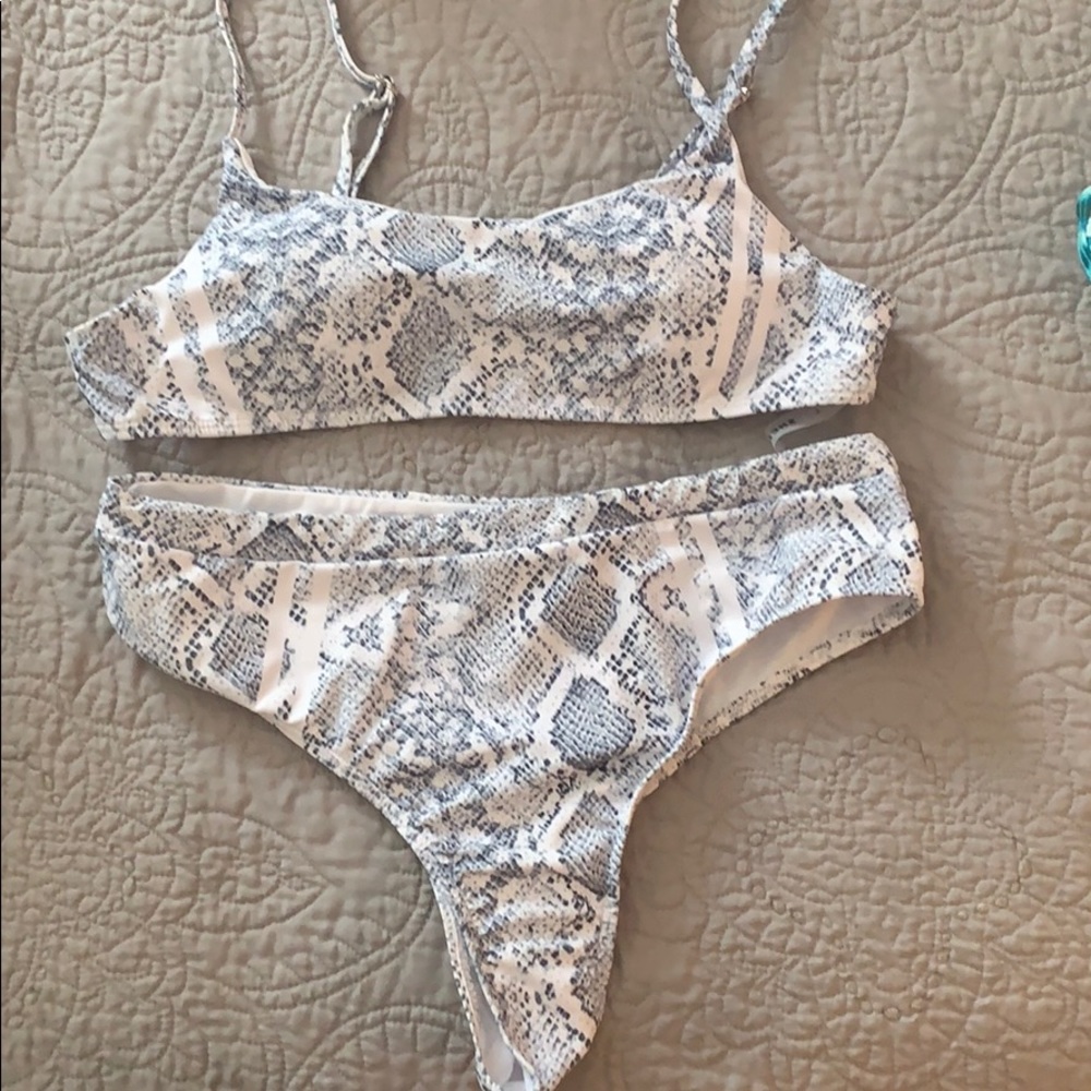 NWOT Shein bikini